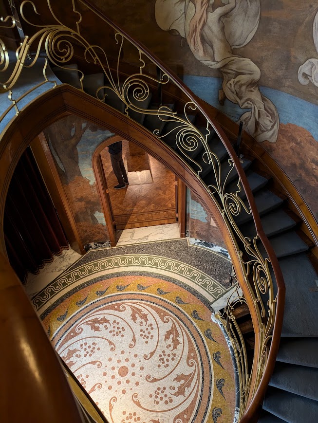 Art Nouveau Staircase in Maison Hannon